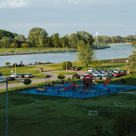 A.Part Osijek Appartamento Esterno foto